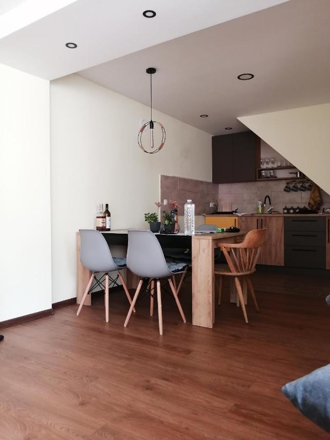 Nikas Apartman Donji Milanovac Exterior photo
